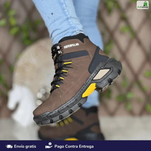 Bota casual Caterpillar__Calzado__Caballeros